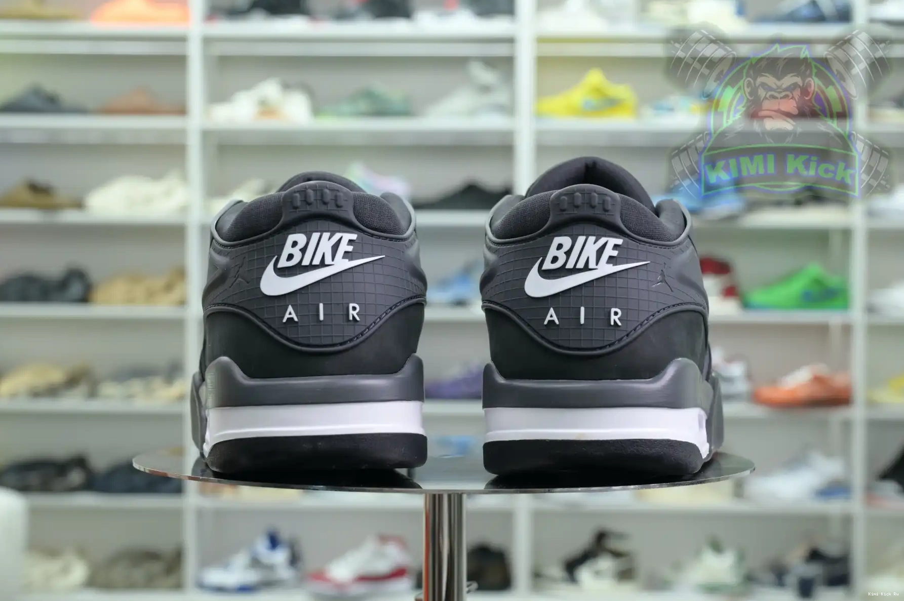 x Sylvester Air Jordan RM “Anthracite” Kimikick Nigel SP Jordan 4 0528